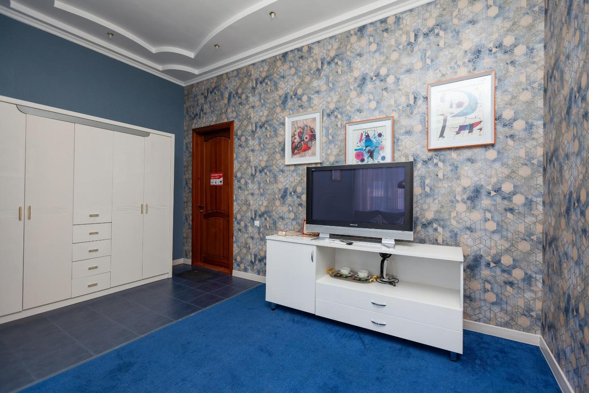 Respect Hotel Pawłodar Zewnętrze zdjęcie