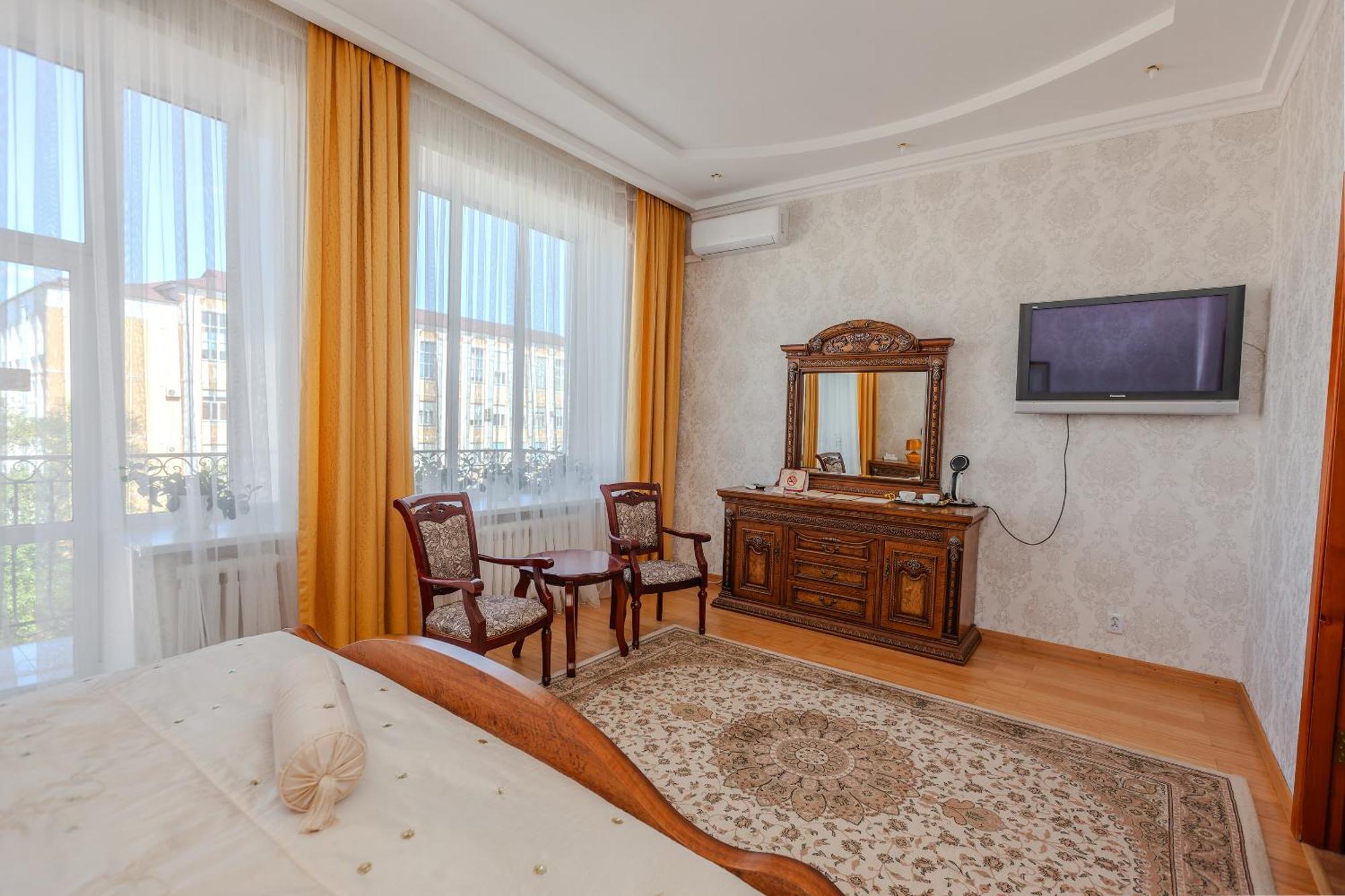 Respect Hotel Pawłodar Zewnętrze zdjęcie
