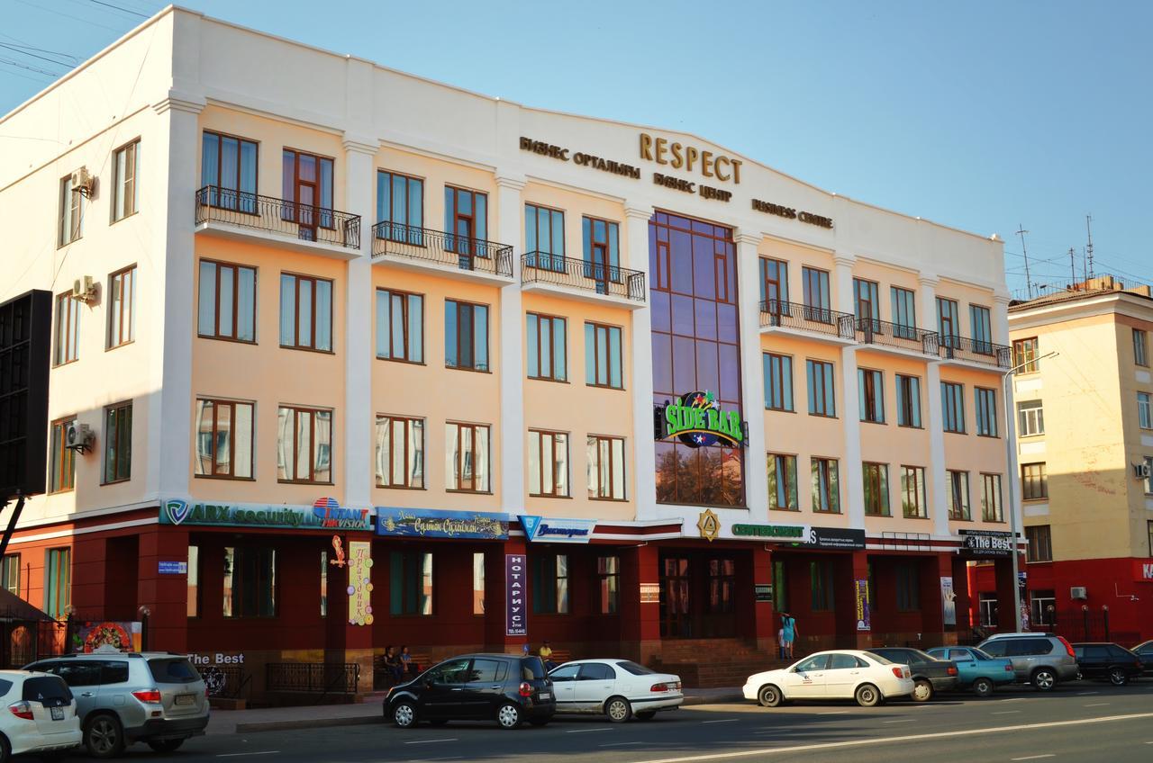 Respect Hotel Pawłodar Zewnętrze zdjęcie